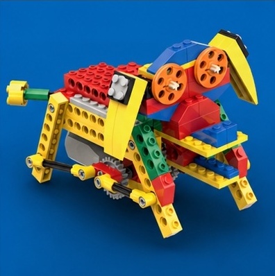 Young Engineers mechanical animal build